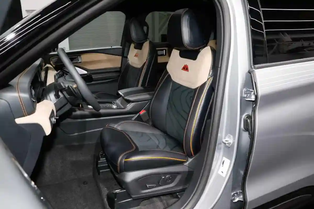 2024款探险者曝光，标配2.3T+10AT动力，带托森差速器，有多强？