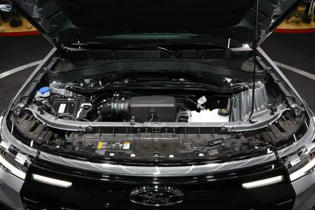 2024款探险者曝光，标配2.3T+10AT动力，带托森差速器，有多强？