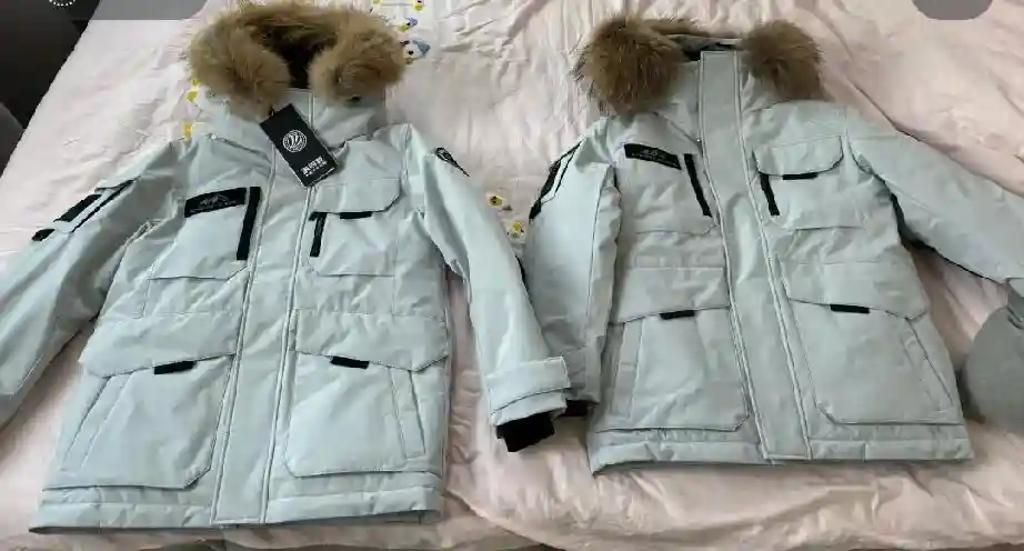 冬季必备！羽绒服购买攻略：实体店VS网上购物，谁更胜一筹？