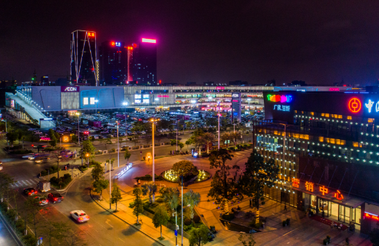 广佛智城这个综合购物中心，凭什么让你花一天都“逛不够”？