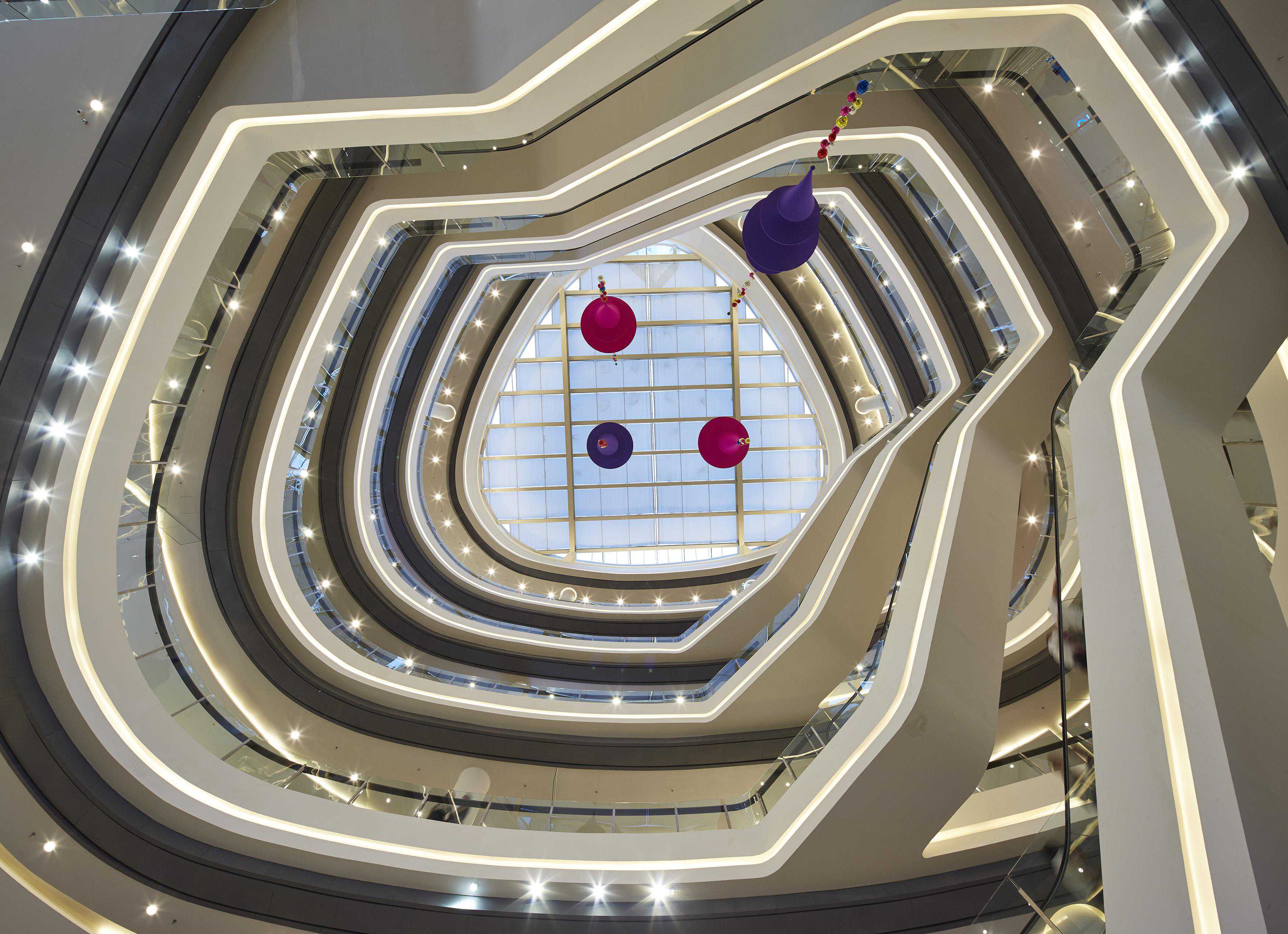 大连亿合城购物中心 / Laguarda.Low Architects（LLA建筑设计）